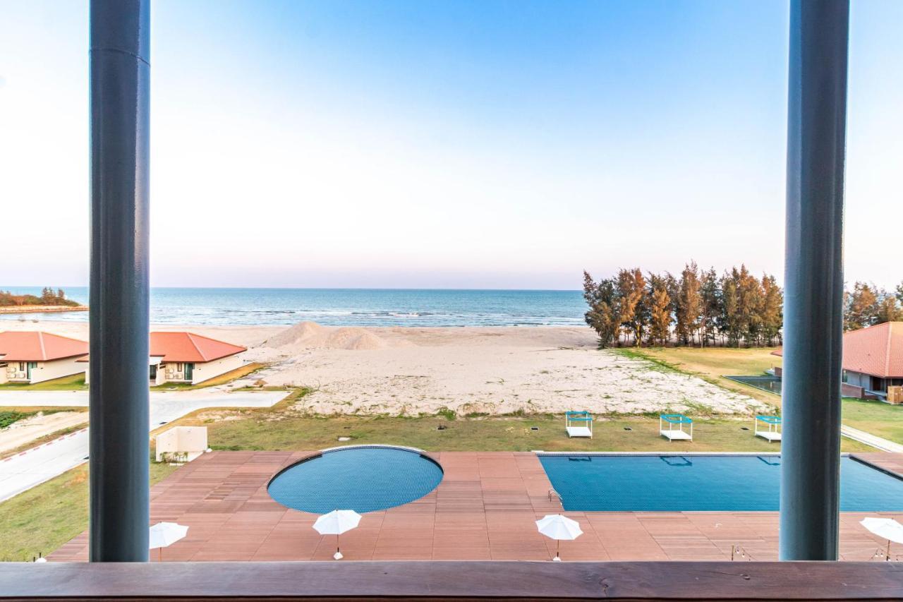 Sea Sun By Jc Kevin & Hua Hin