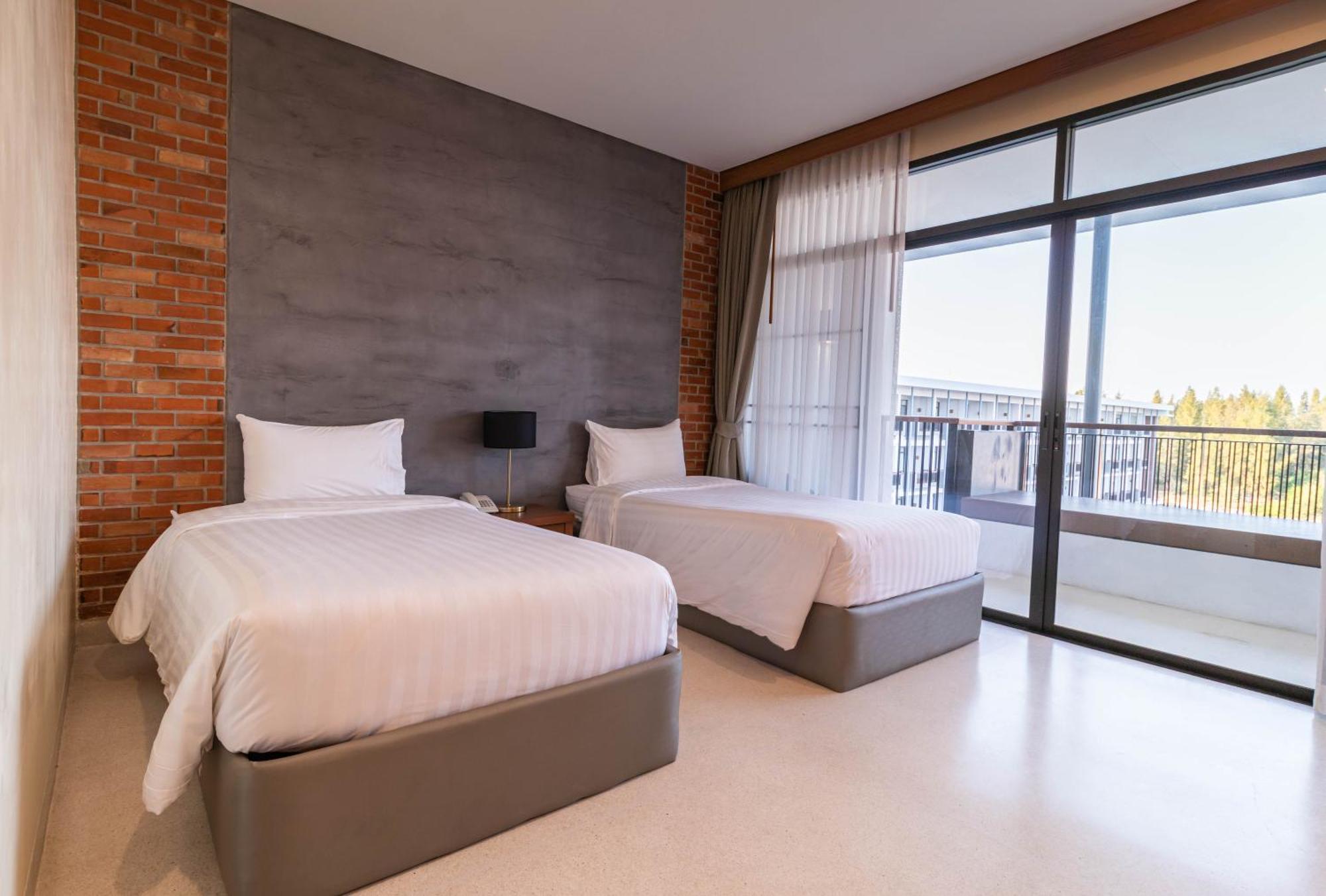 Hotel Sea Sun By Jc Kevin & 4*